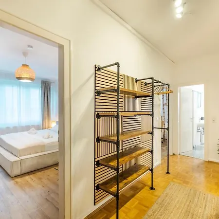 & Exclusive Amenities Appartement Hannover